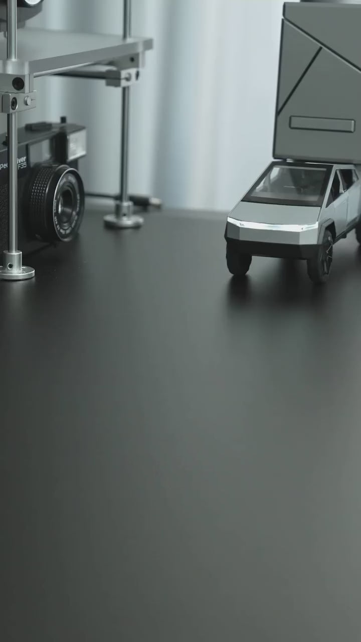 3-in-1 Magnetic Wireless Charger ©